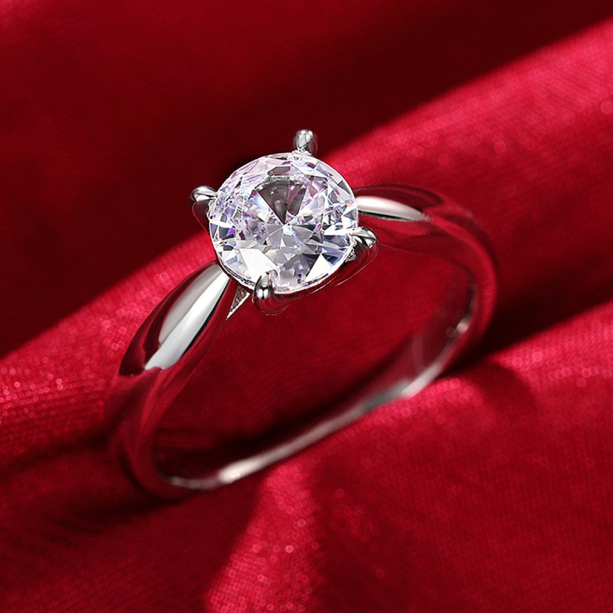 Mila – Ring Vier Krallen Einfach und Vielseitig