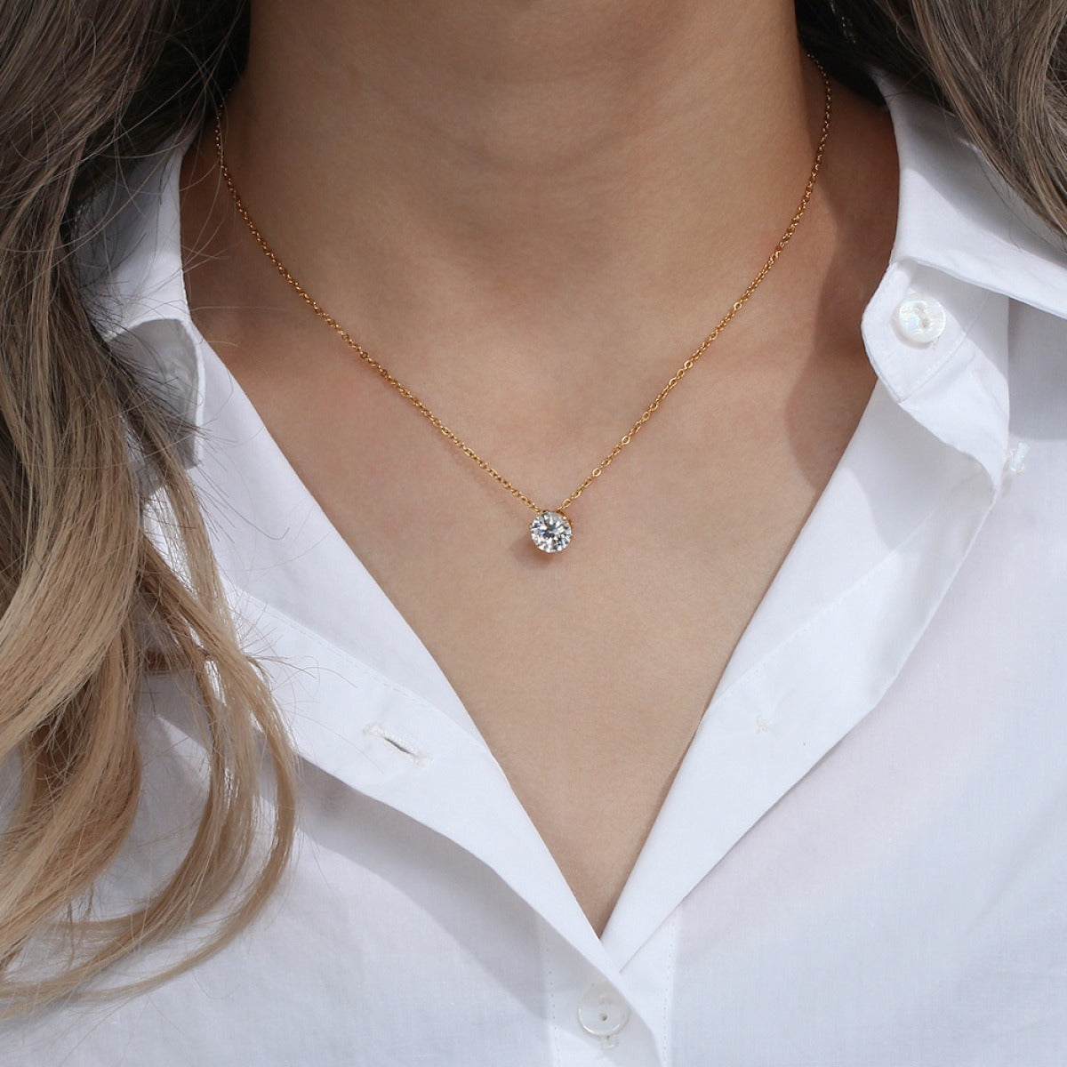 Kyla – Goldene Solitärkette