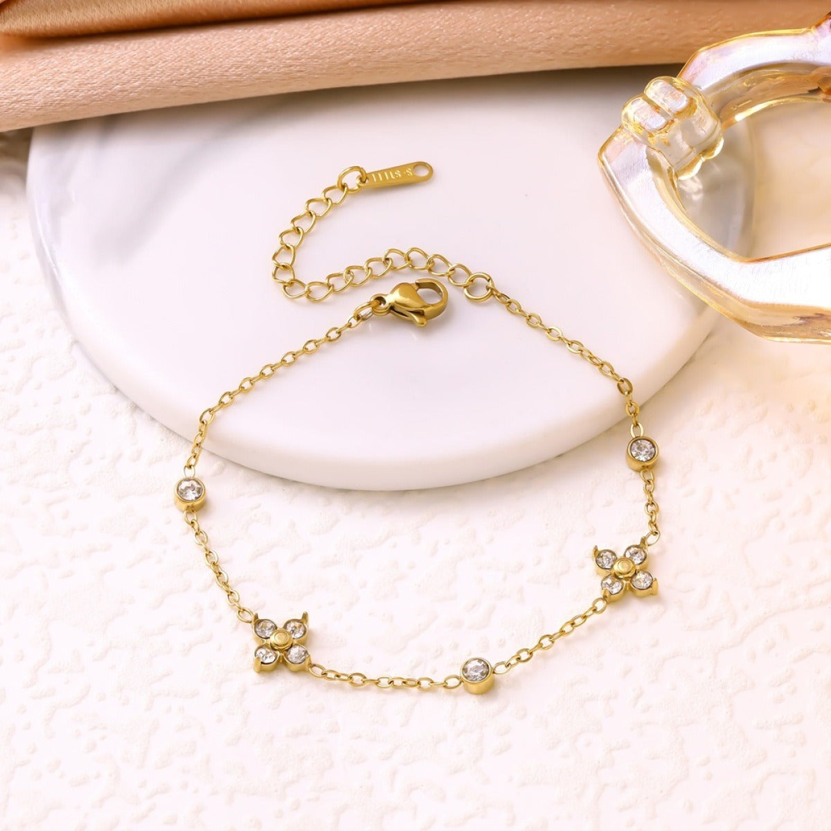 Kolet – Vielseitiges Retro-Armband