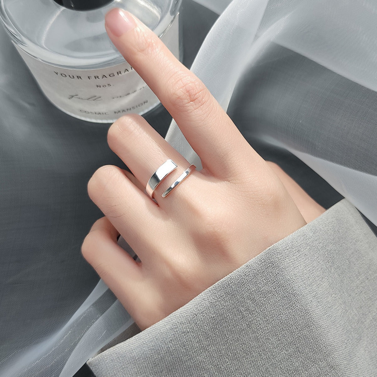 Leslie – Vintage-Silberring mit Texturiertem Finish