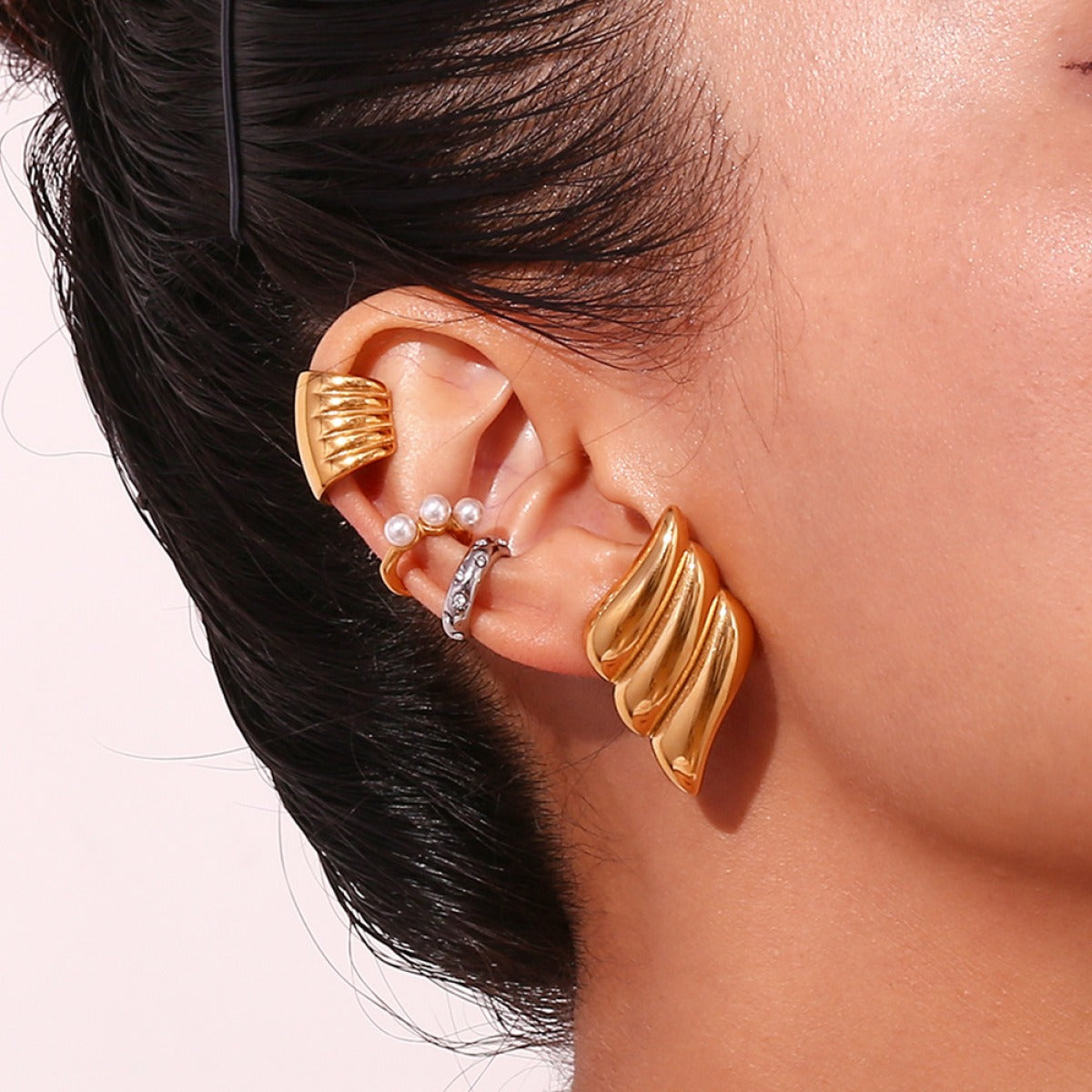 Alizée – Ohrringe Flügel drei Schichten vergoldet