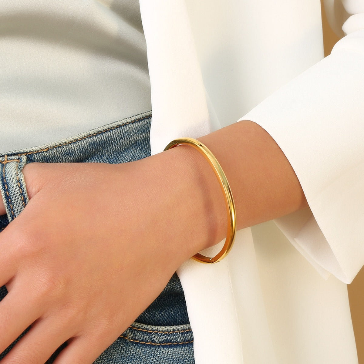 Elisse – Goldenes Minimalistisches Armband