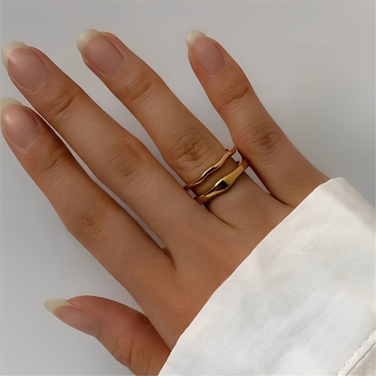Cess – Stapelbarer Eleganter Goldring