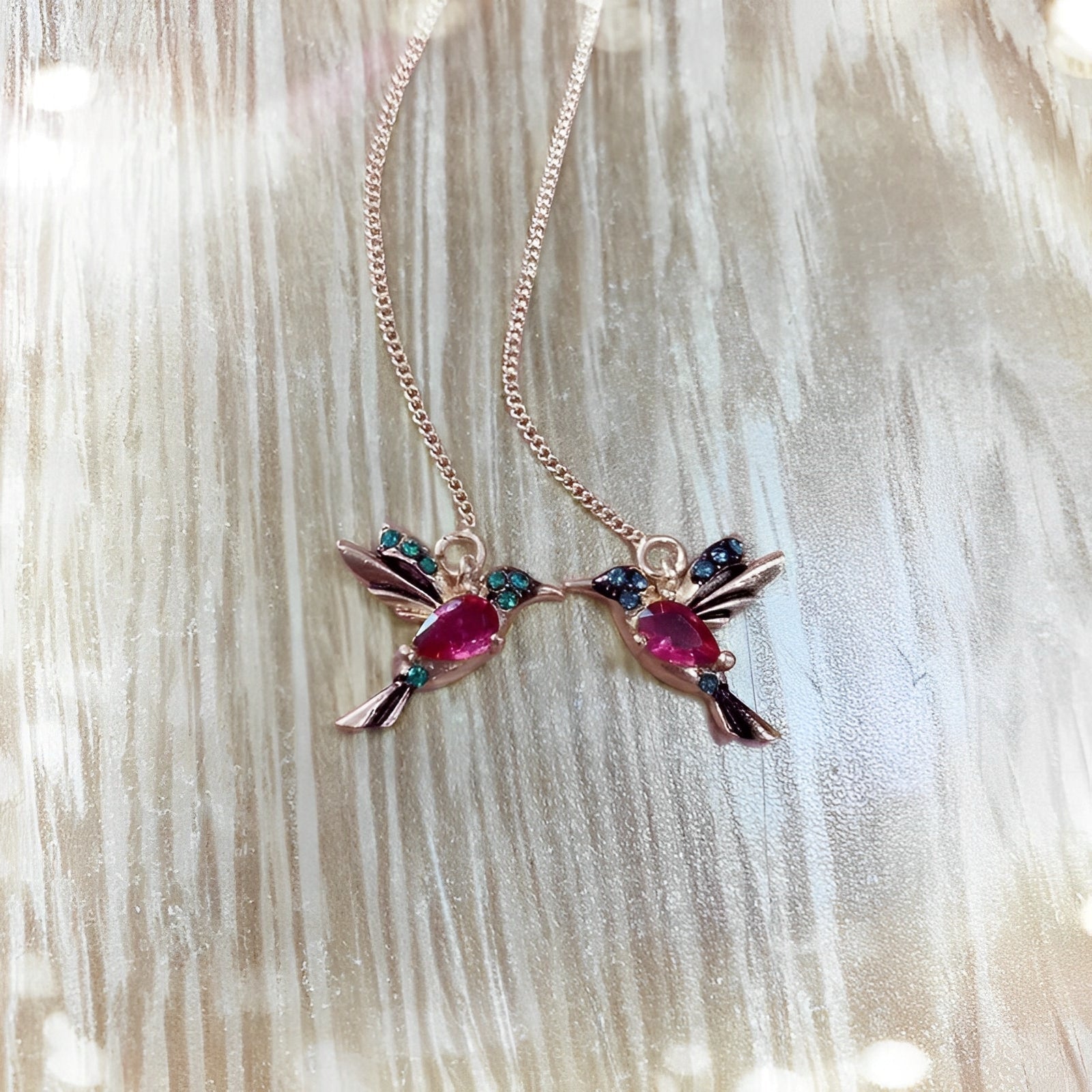 Whitney – Ohrringe Kolibri aus Emaille und Zirkon
