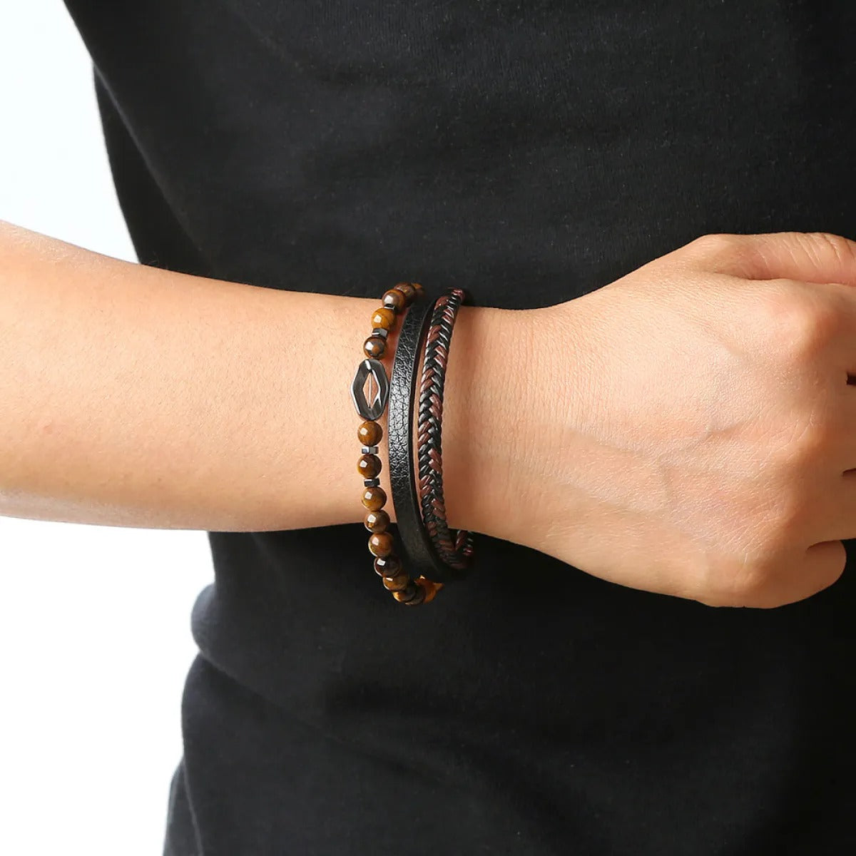 Jed – Armband & Schützendes Tigerauge