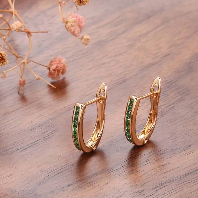 Christine – Goldene Ohrringe Smaragd & Diamant