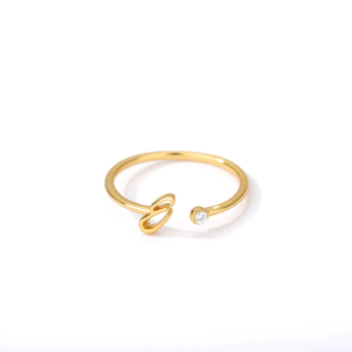 Shiela – Initialring aus vergoldetem Edelstahl