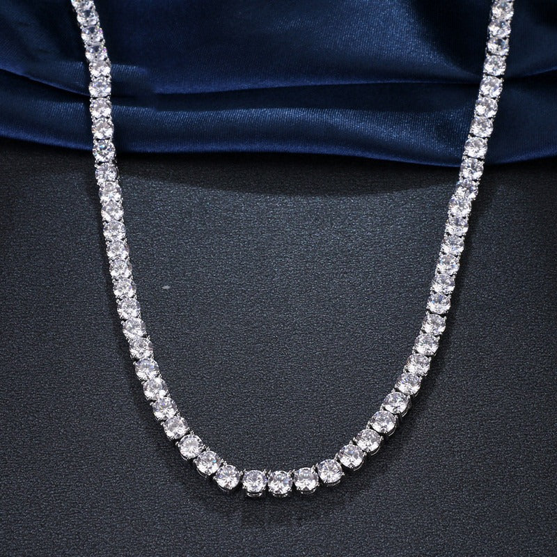 Elena – Elegante runde Zirkonia-Halskette