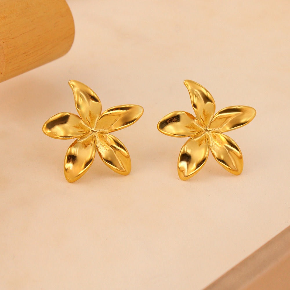 Flora – Elegante goldene Blumenohrringe