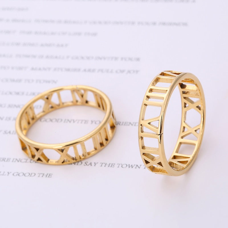 Valérie – Eleganter Ring mit römischen Ziffern