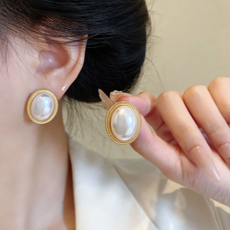 Klio – Elegante Vintage-Perlenohrringe