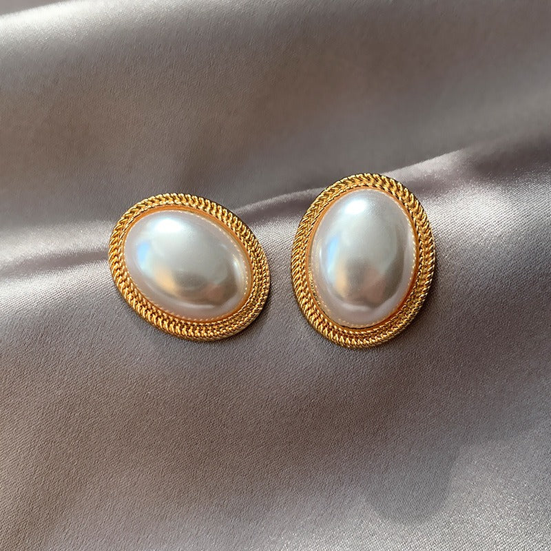 Klio – Elegante Vintage-Perlenohrringe