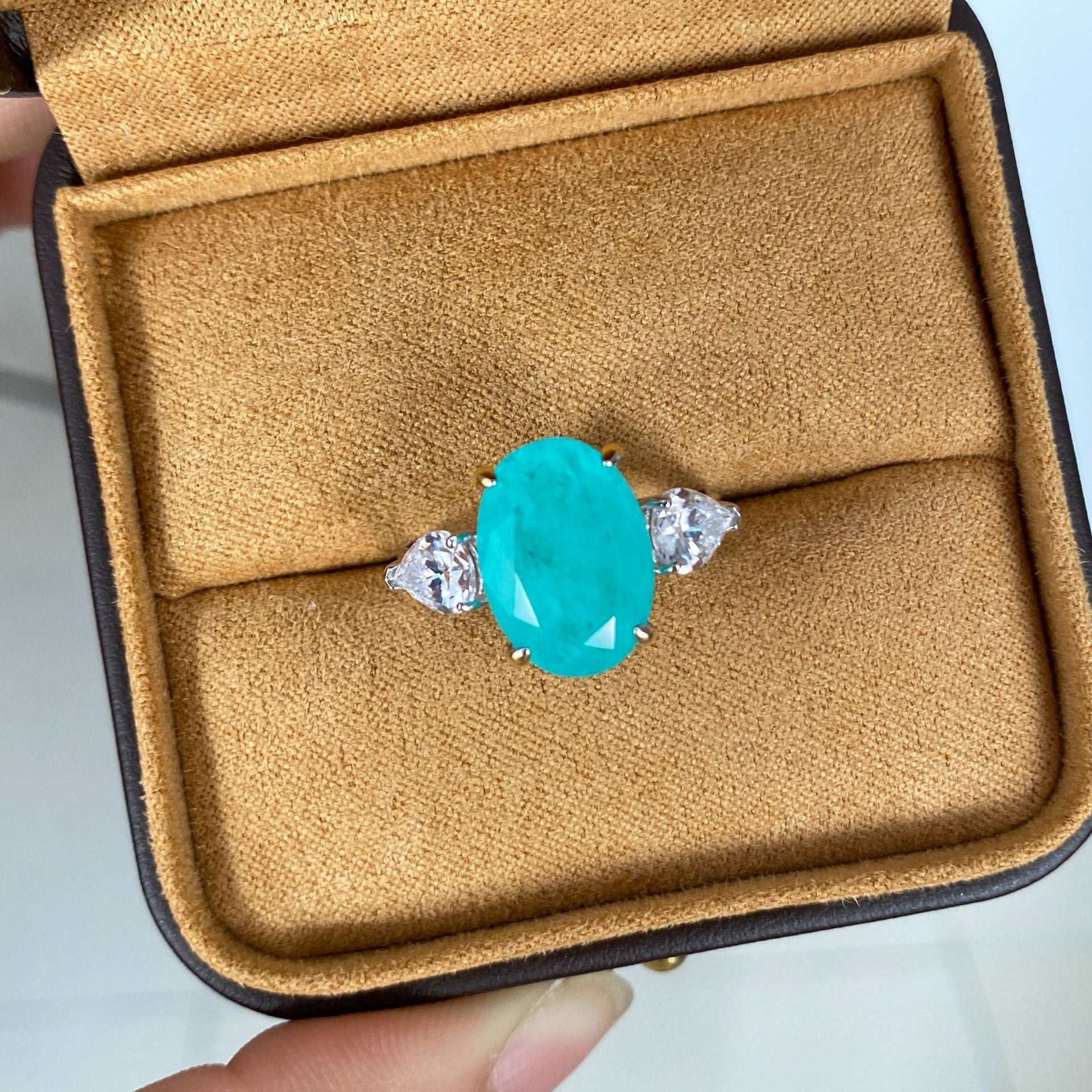 Anika – Statement-Ring mit Azur-Stein