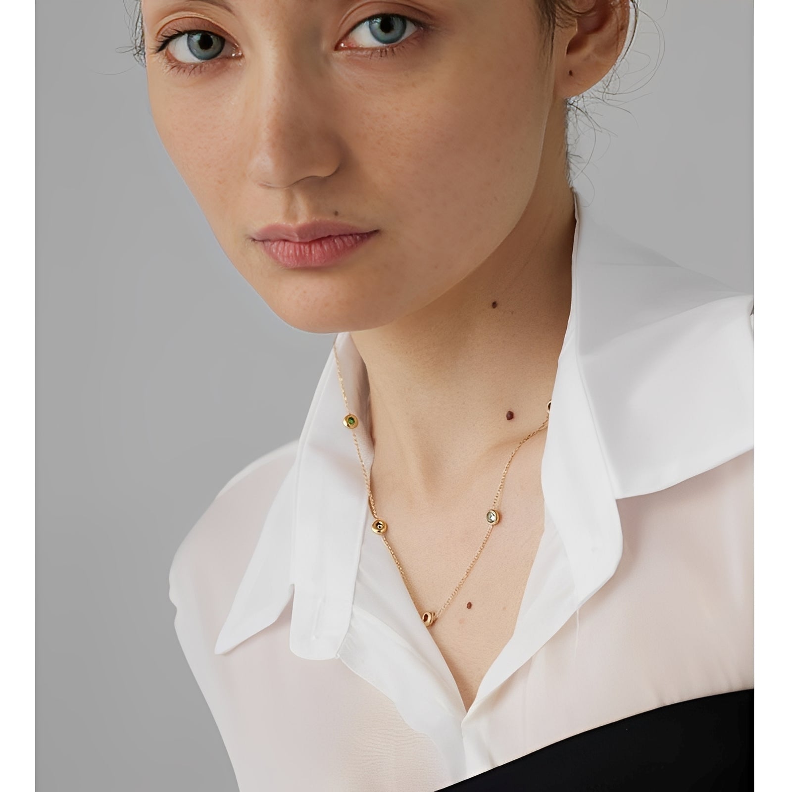 Valina – Elegante feine goldene Kettenhalskette