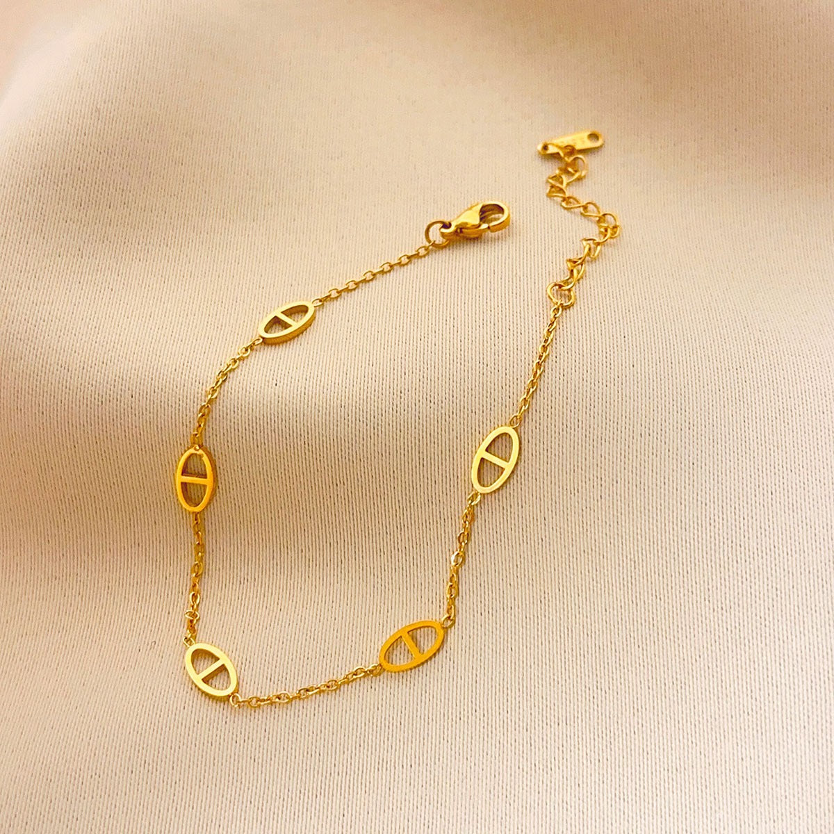 Ellen – Minimalistische moderne Eleganz-Armbanduhr
