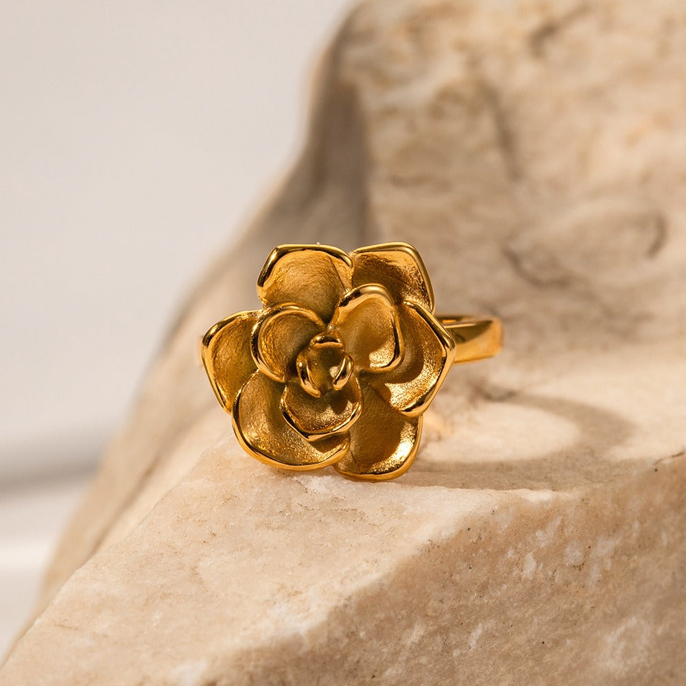 Georgia – Ring aus Edelstahl mit modernem Design