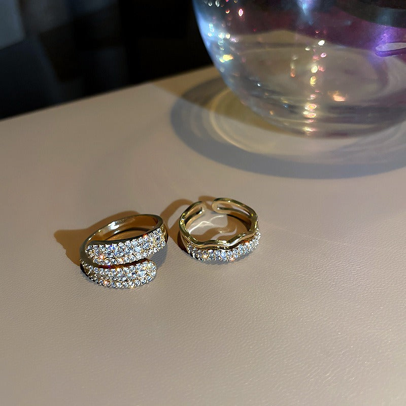 Jasmine – Offener Ring mit Glänzenden Steinen