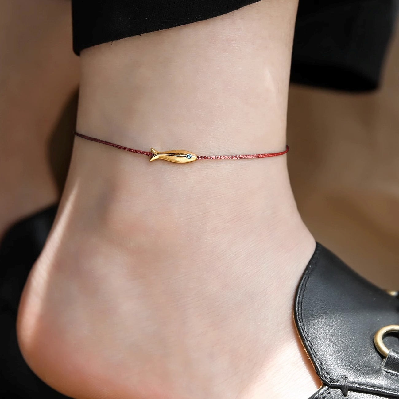 Solara – Knöchelarmband Feiner Glanz