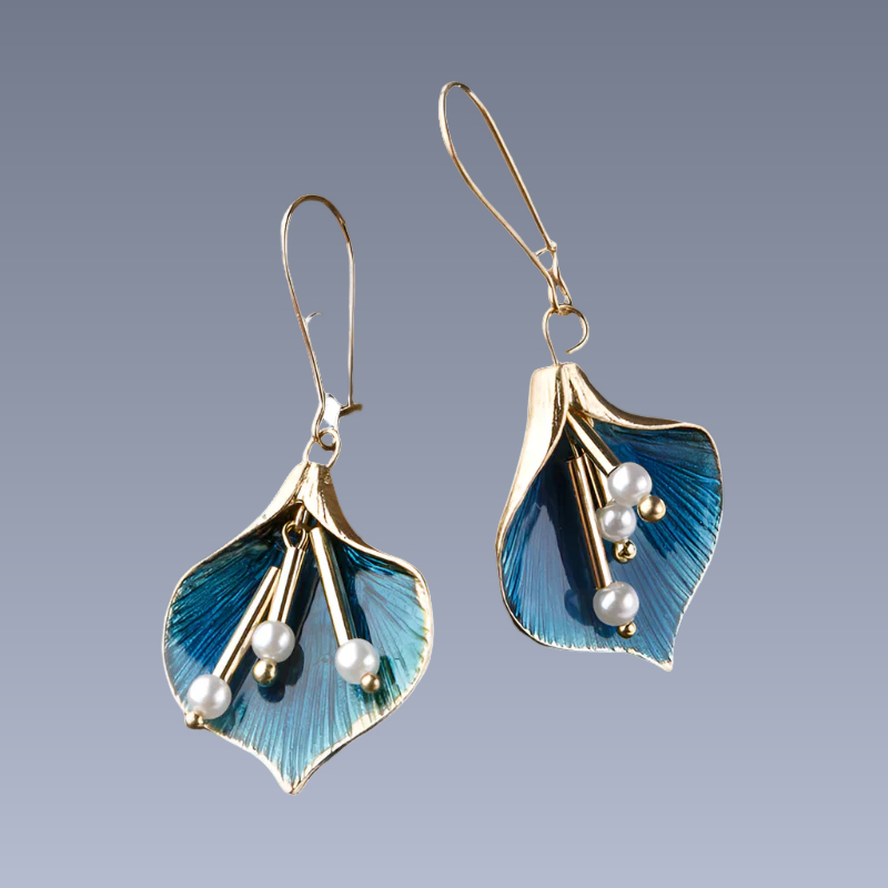 Yara – Ohrringe Blauer Lotus aus Vintage-Silber