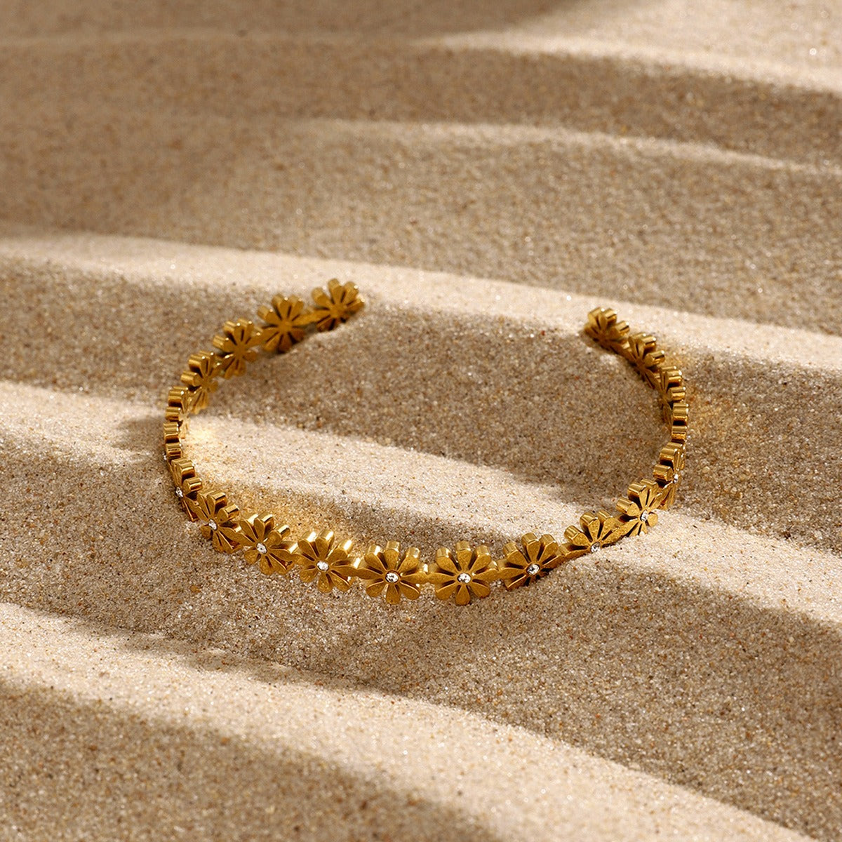 Selena – Luxus Leichtes Armband aus Titanstahl und Zirkon