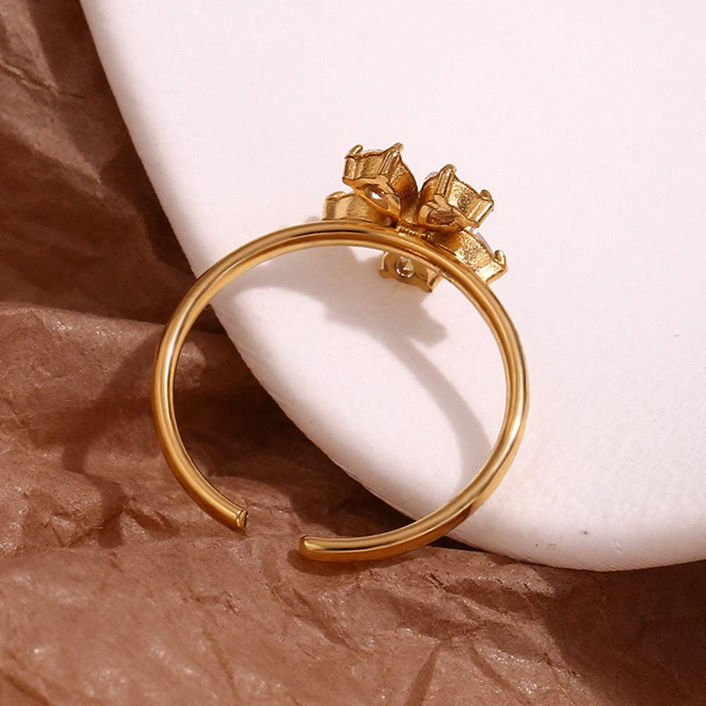 Jikka – Ring Goldene Blume mit Fünf Blütenblättern