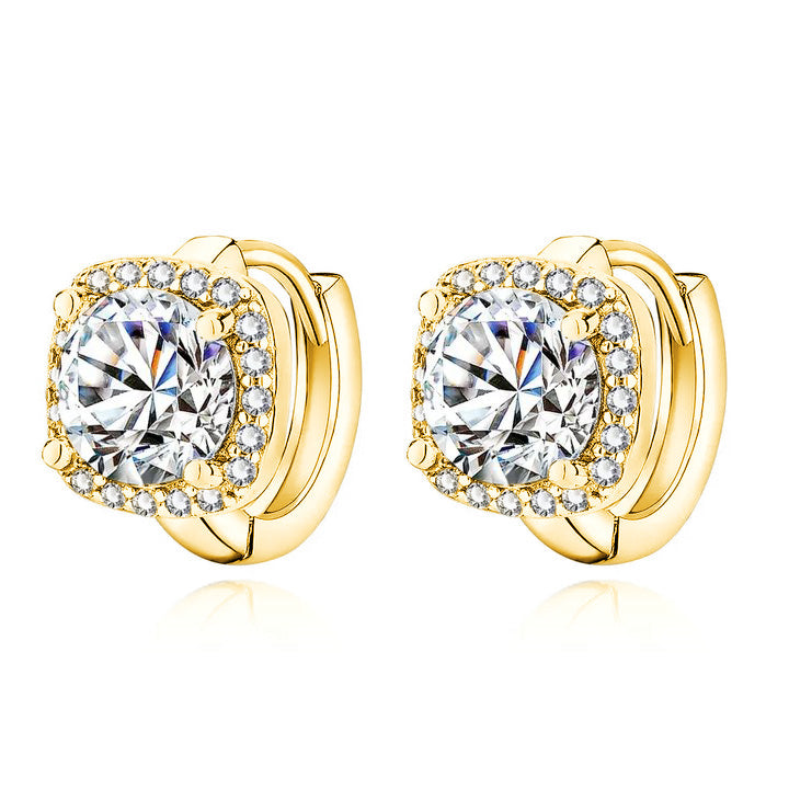 Nadine – Quadratische Ohrringe aus 18K Gold