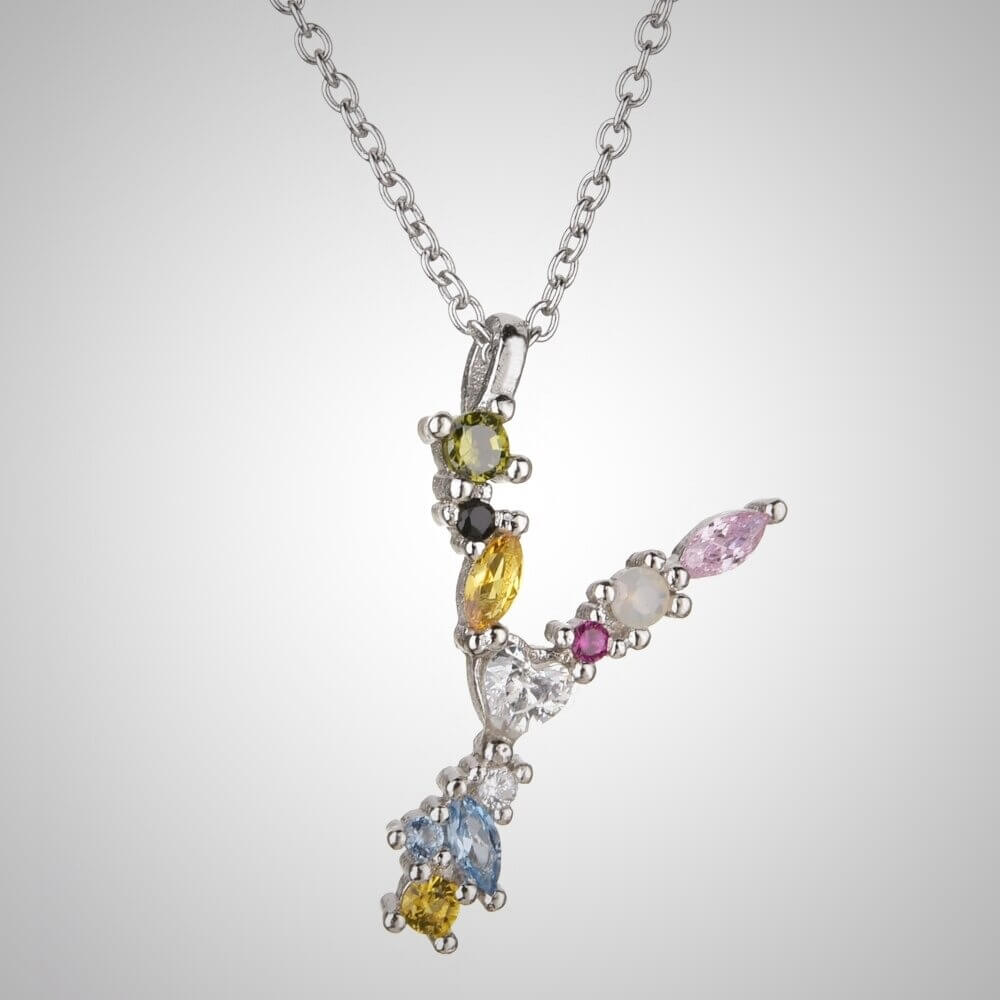 Nerina – Schmuck Leuchtender Initiale