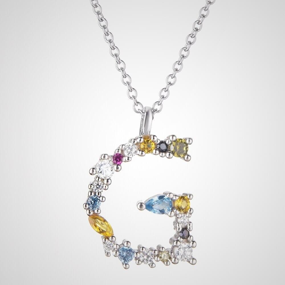 Nerina – Schmuck Leuchtender Initiale