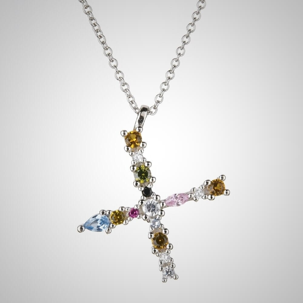 Nerina – Schmuck Leuchtender Initiale