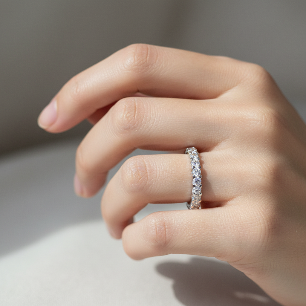 Rina – Eleganter Zirkonia-Ring