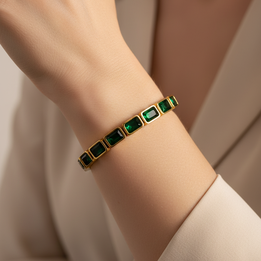 Eloisa – Elegantes goldenes Zirkonia-Armband