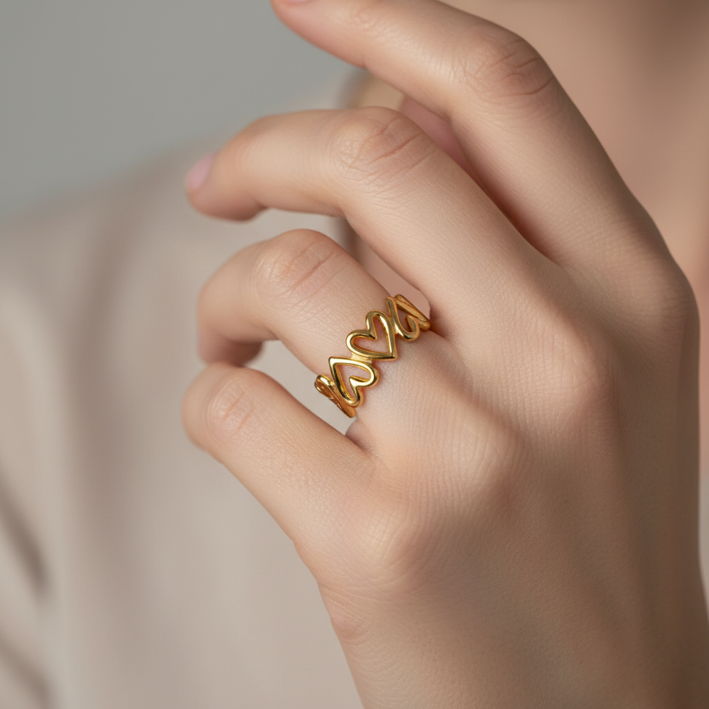 Lina – Eleganter Verstellbarer Herzring