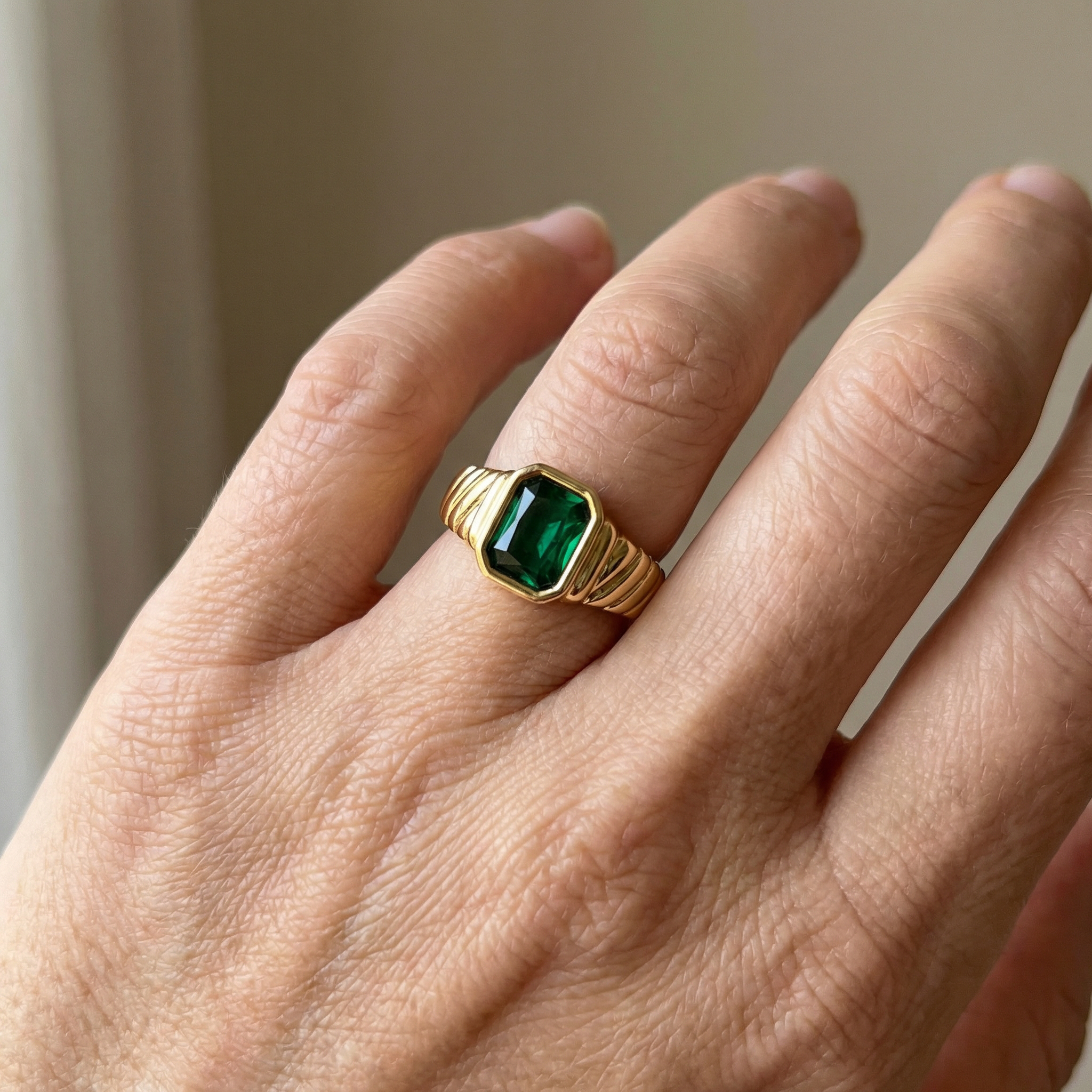 Zendy – Chic Zirkonring aus Stahl
