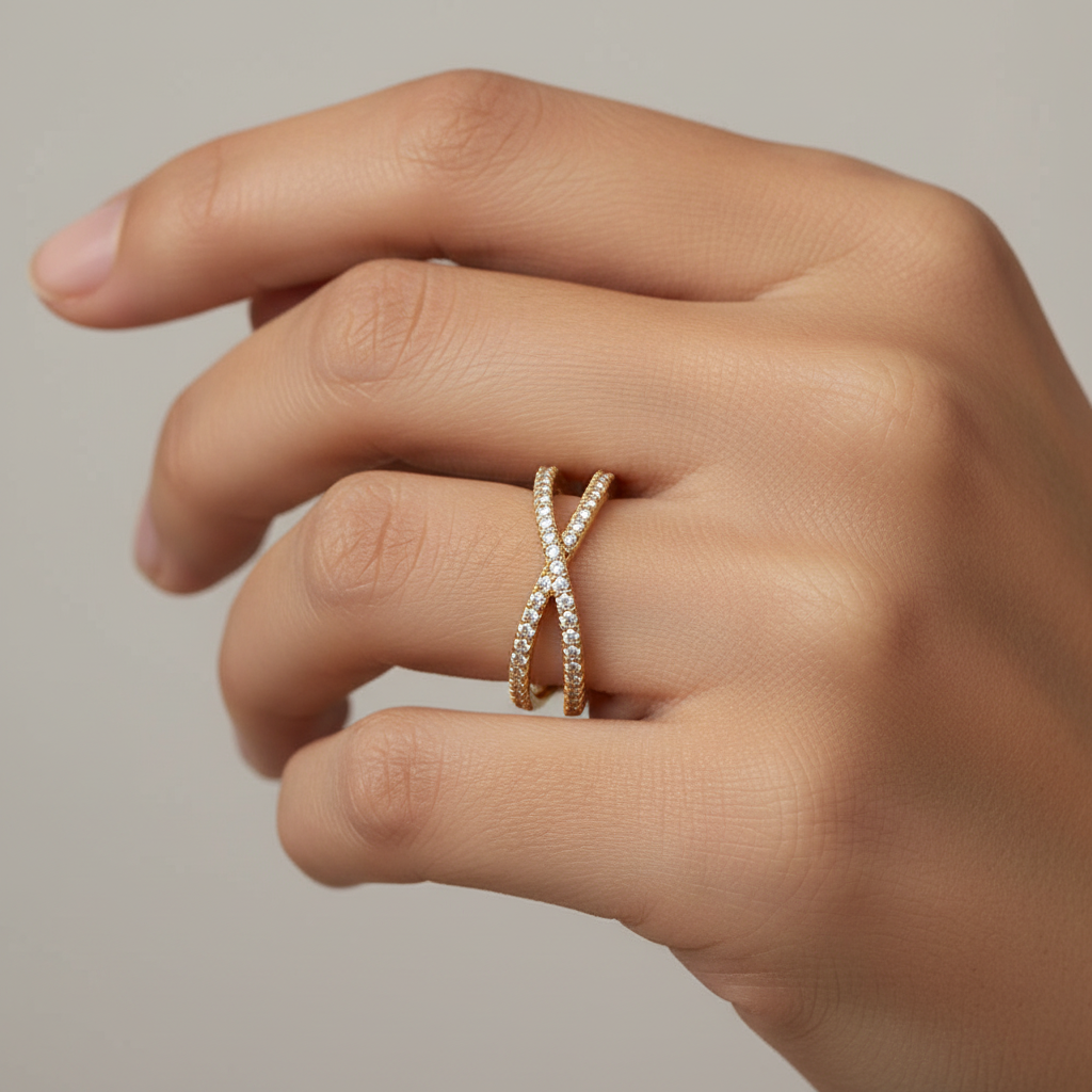 Nia – Bague Kreuz aus Gold mit Diamanten