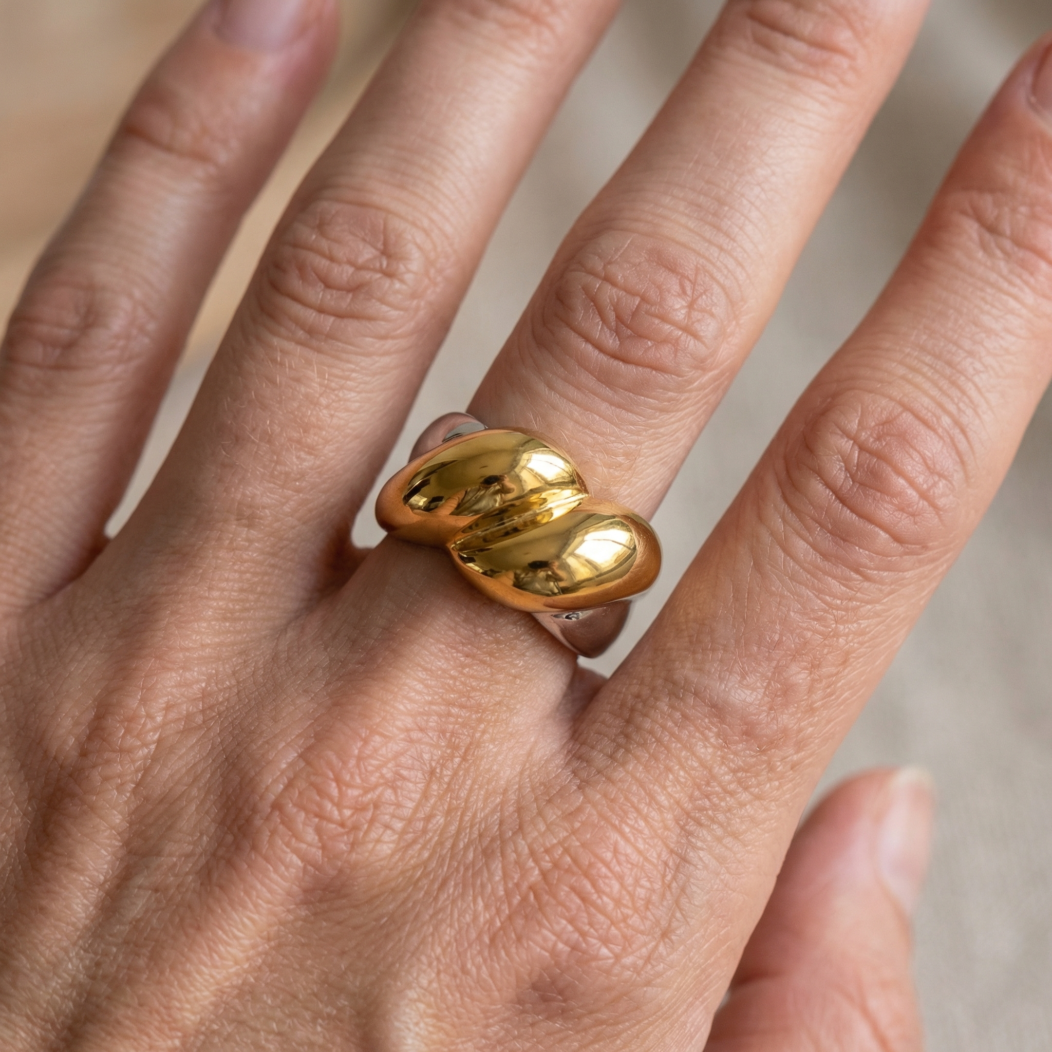 Fatima – Eleganter goldener Ring