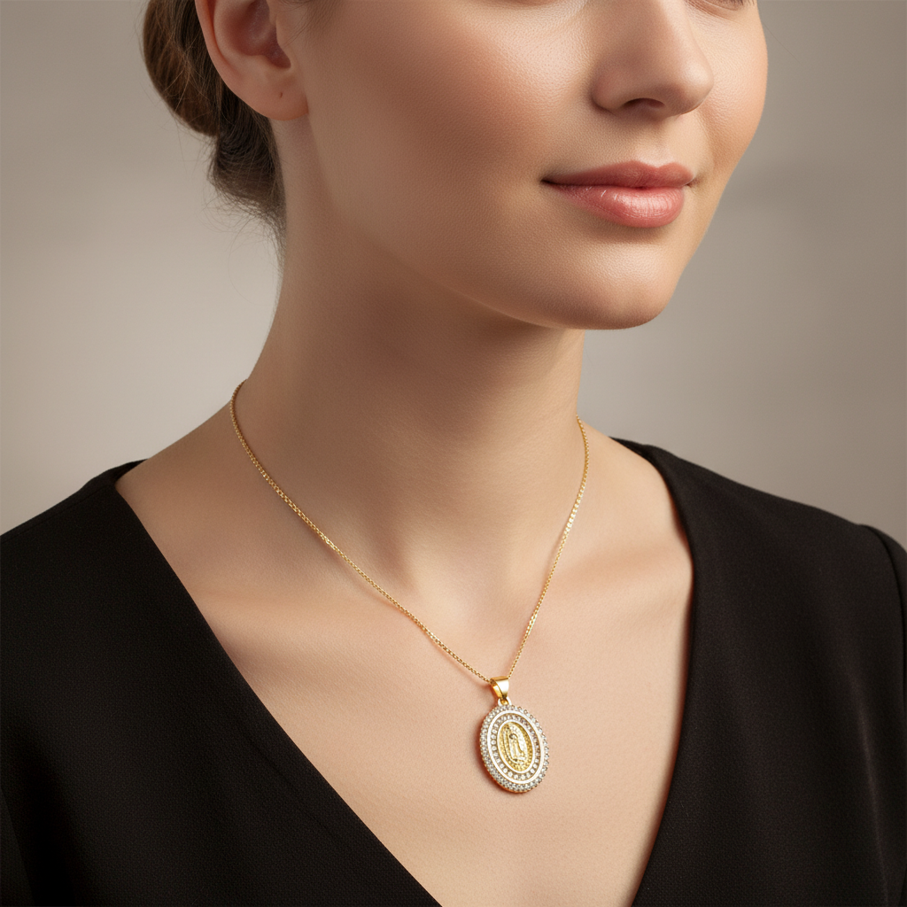 Carmelle – Vintage-Halskette mit Medaille der Jungfrau Maria