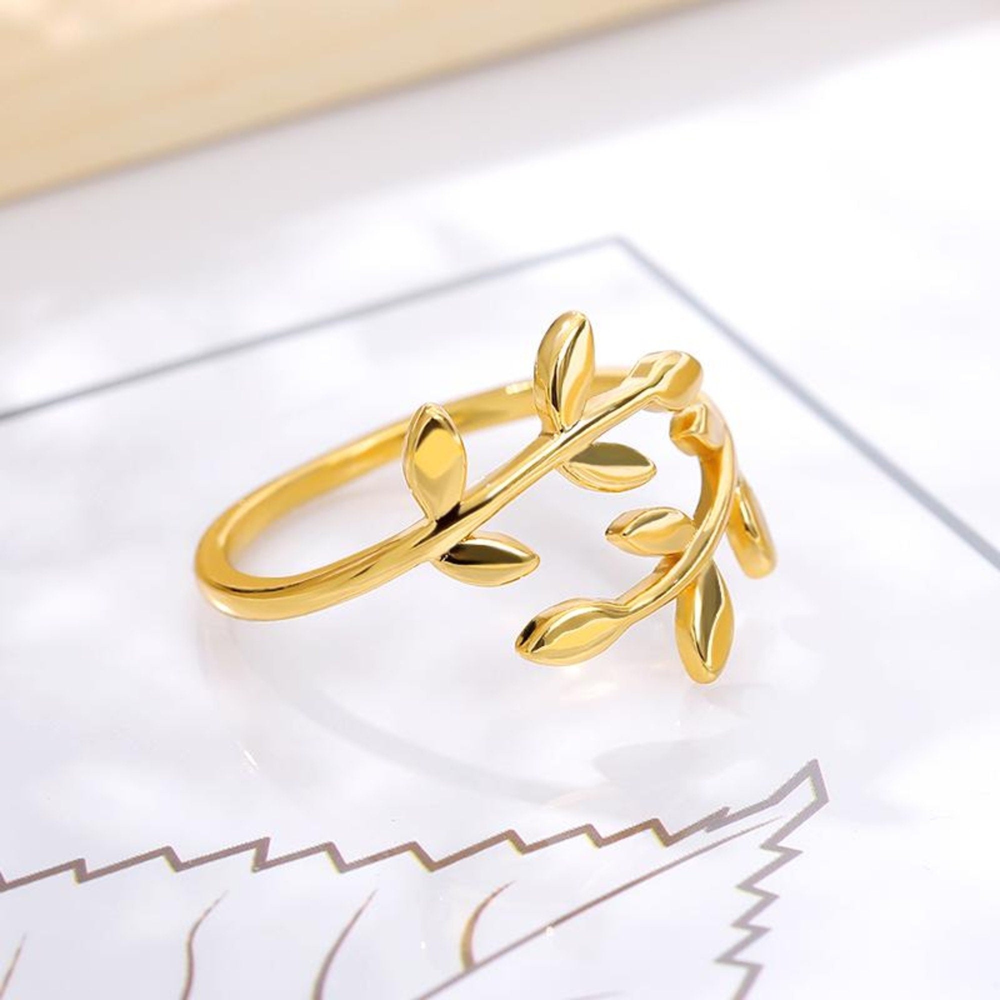 Jordin - Ring mit Kleinen Blättern