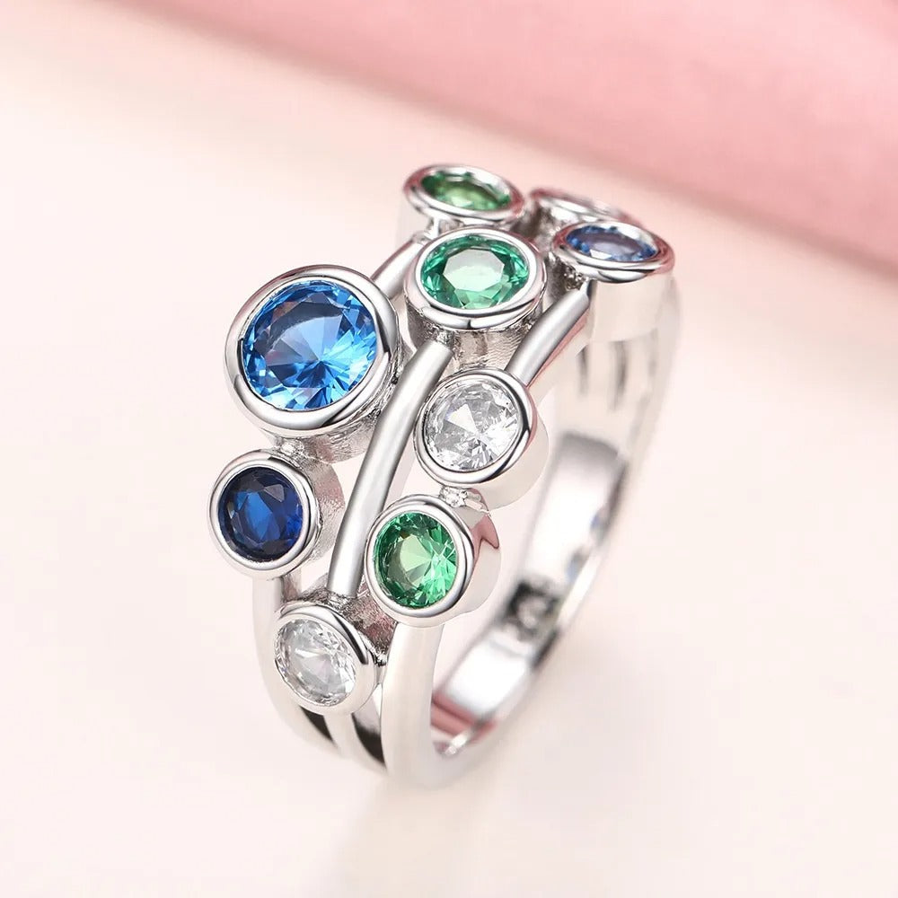 Nerina – Ring mit Ozean-Feeling und nostalgischen Kristallen