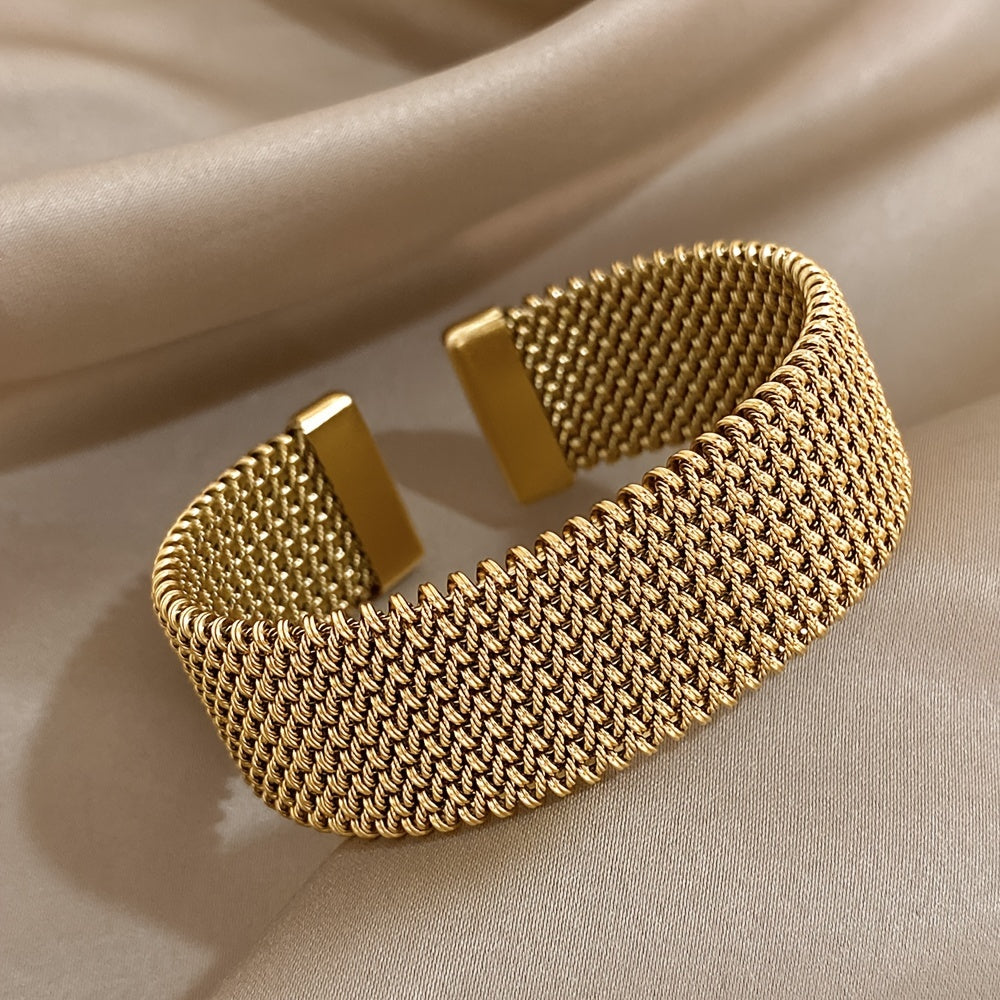 Raya – Armband aus Titanstahl mit geprägtem Kabel