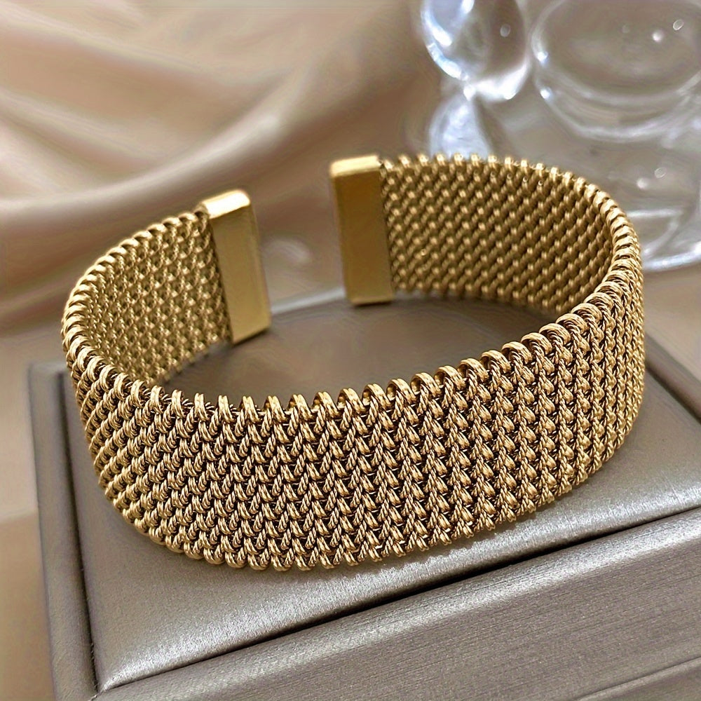 Raya – Armband aus Titanstahl mit geprägtem Kabel