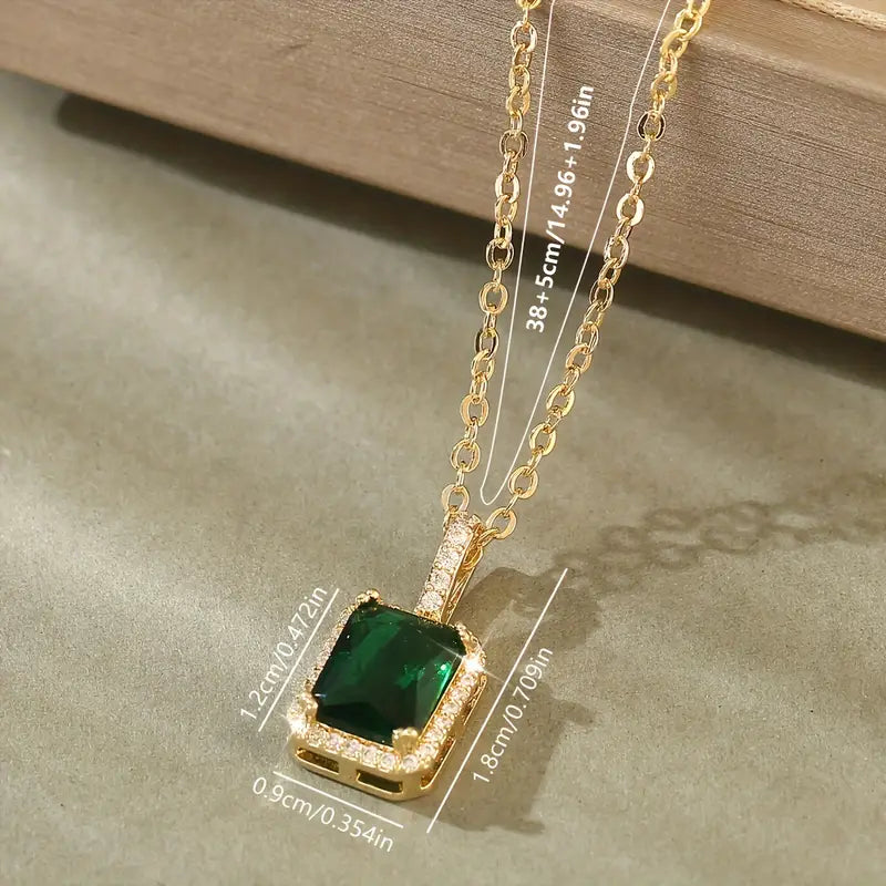 Alix – Elegantes Goldenes Collier
