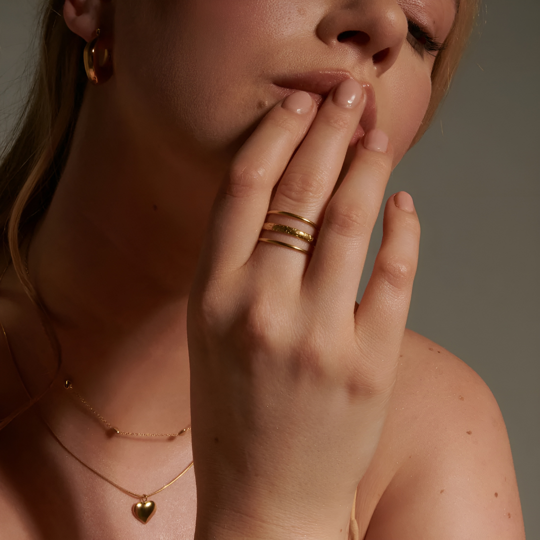 Cess – Offene Retro-Ring mit Drei Linien