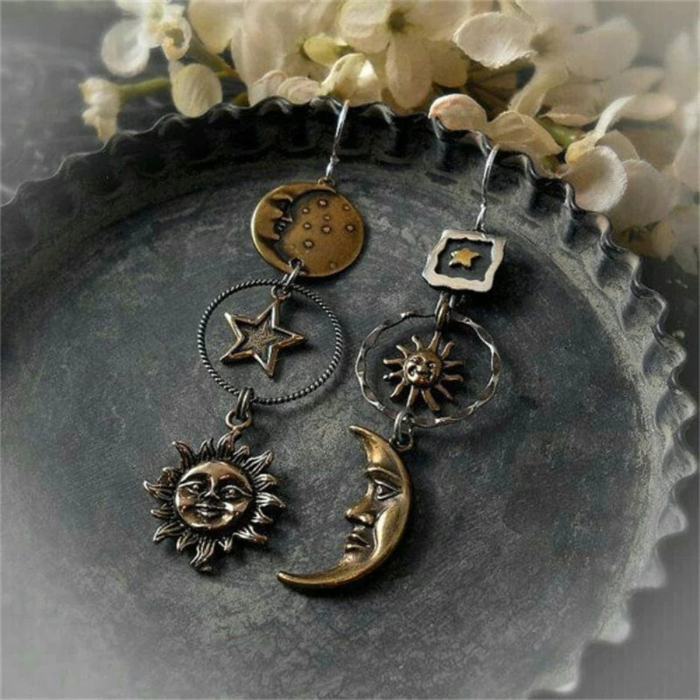 Damen Sonne und Mond Ohrringe im Mismatch Design (Paar)