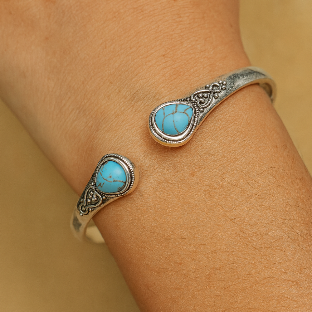 Damen Verstellbares Boho-Armband mit dekorativen Steindetails