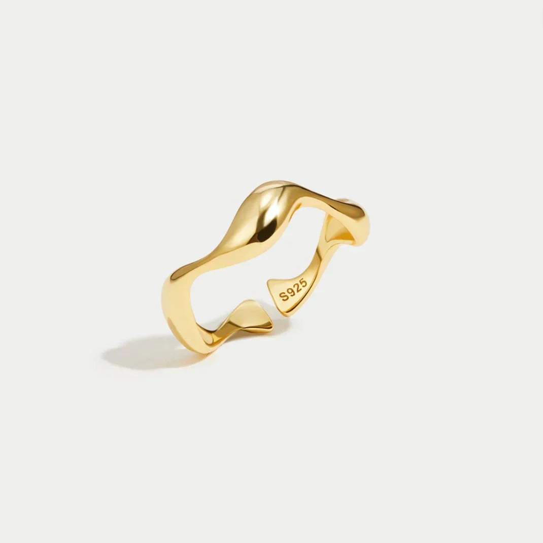 Ariane – Wellig Ring mit Natürlichen Linien
