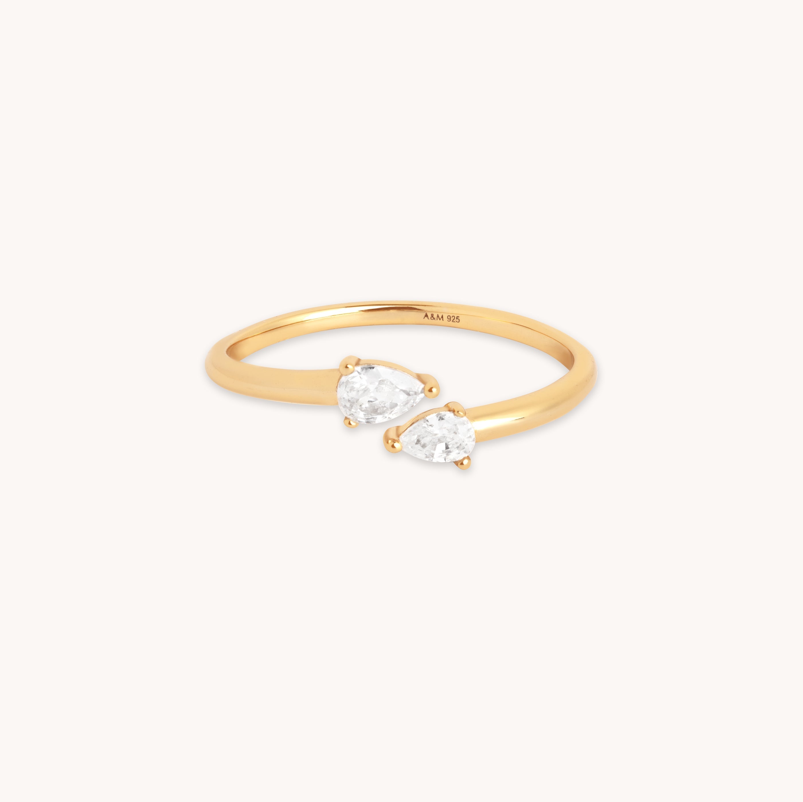 Nori – Offener Ring aus Gold mit Birnenkristall