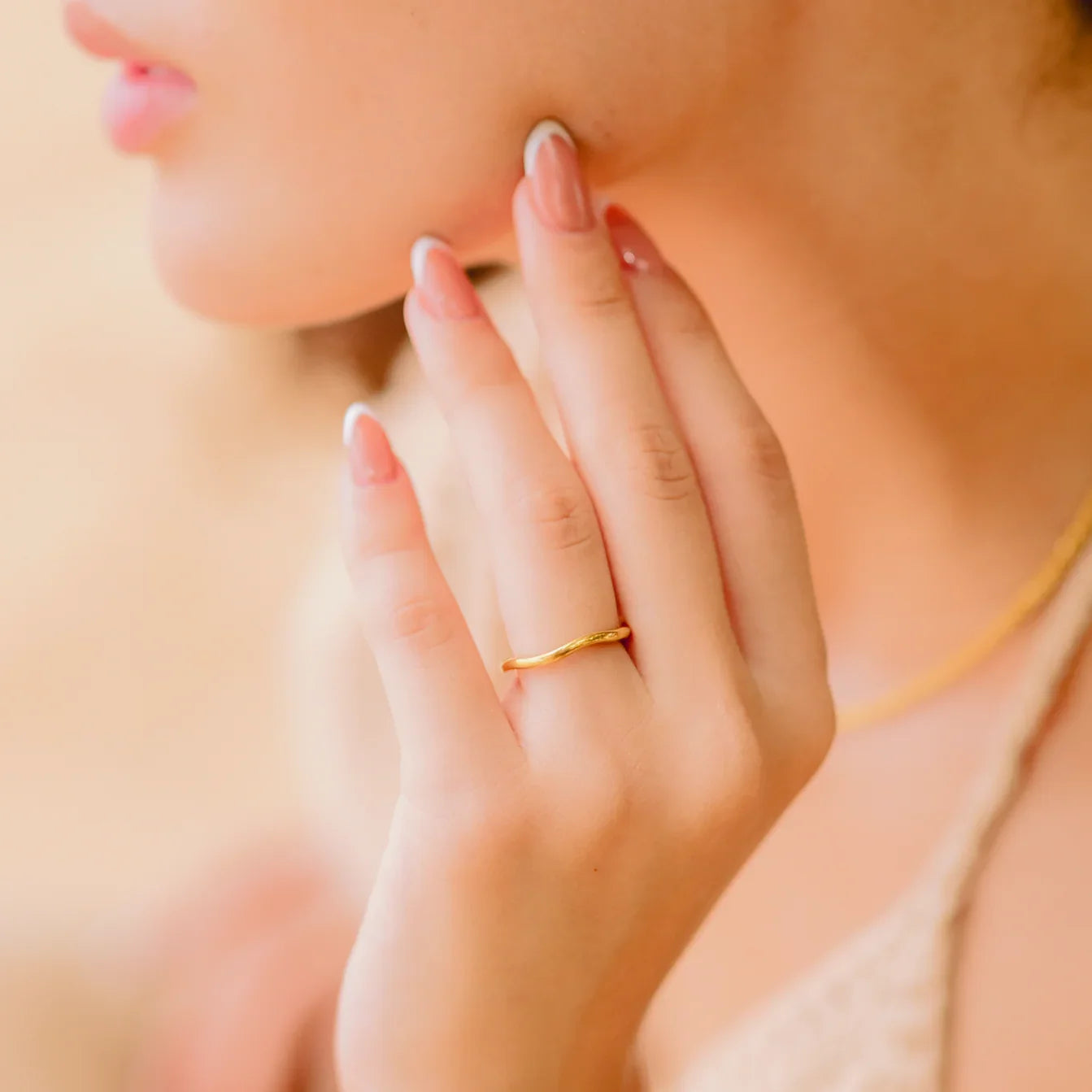 Dianne – Goldener Überlagerbarer Schicker Ring