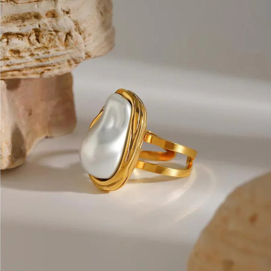 Sayaka – Bague Perle de Lune