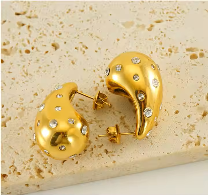 Zivia – Elegante Ohrstecker für Frauen