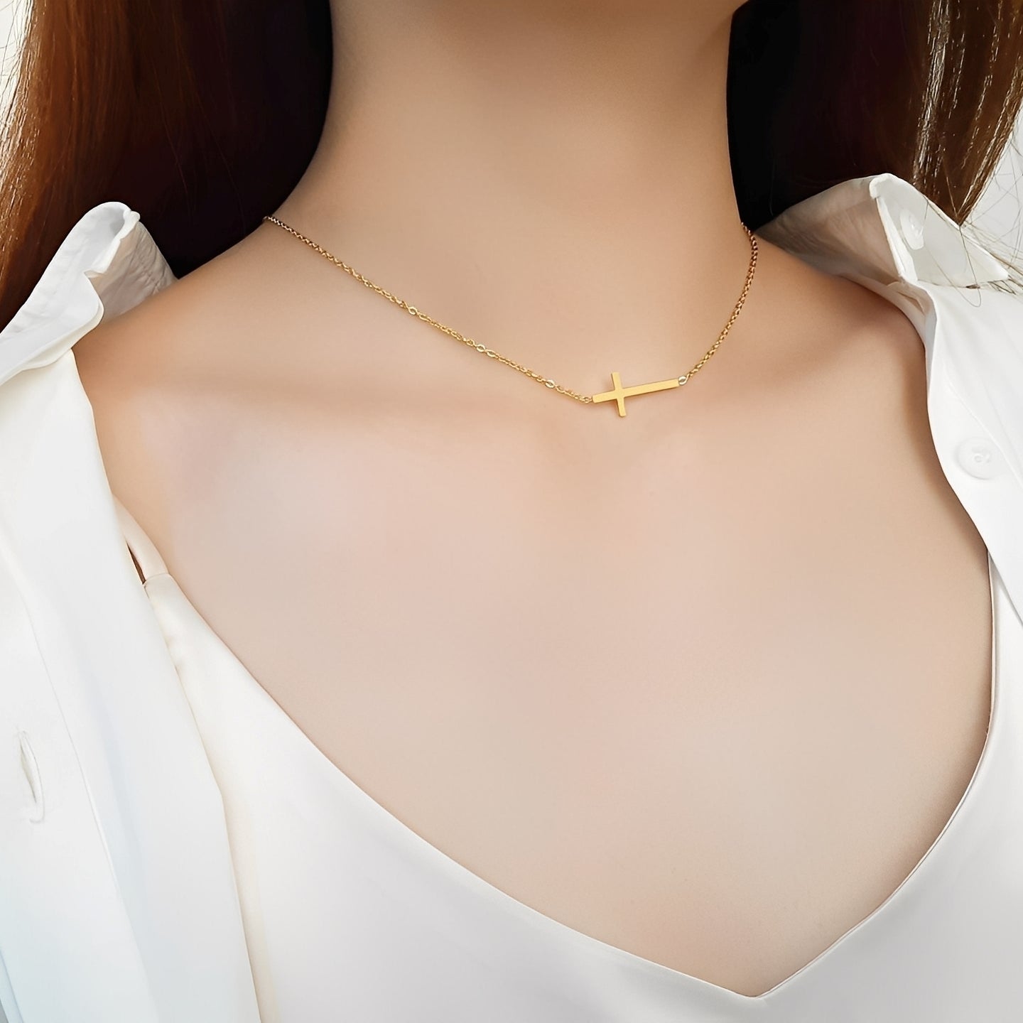 Nelly – Kette Minimalistisches Kreuz Gold